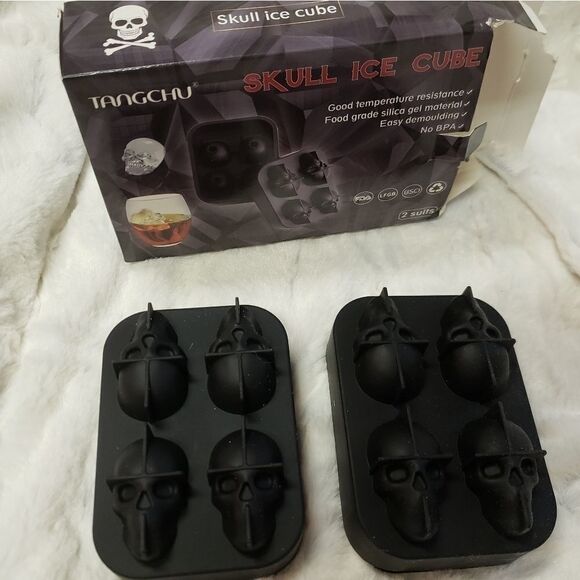 Ice Cube Maker  - Picture 2 of 8